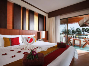 Baan Karonburi Resort