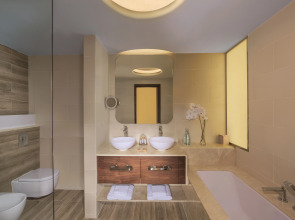 The Retreat Palm Dubai MGallery by Sofitel