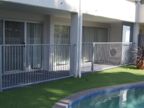 Noosa Parade Holiday Inn