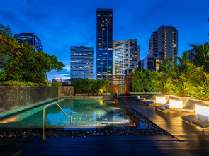 Отель Maitria Sukhumvit 18 Bangkok – A Chatrium Collection