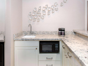 Hilton Charlotte Airport