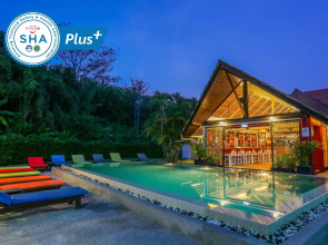 Naiharn Beach Resort