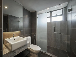 Tropics Eight Suites