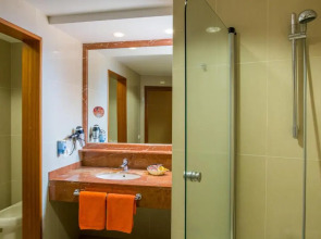 Hotel Apartamentos El Galeón