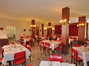 Cavour 30TRE - Hotel Moderno