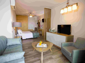 Akti Taygetos Conference Resort