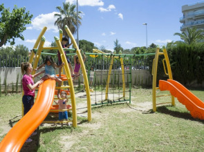 Ponient Pirámide Salou by PortAventura World