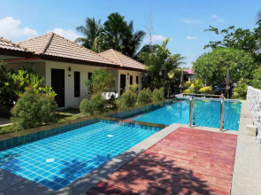 Laemsai Resort by ZUZU