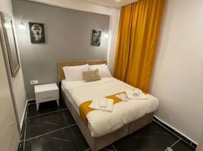 Happy Dreams Apart Hotel