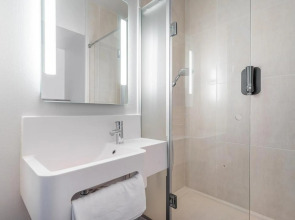 B&B HOTEL Marseille Euromed