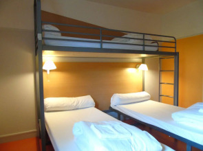 Cis De Champagne - Hostel