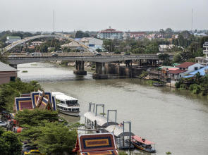 Ayothaya Riverside Hotel Ayutthaya
