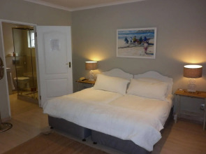 Whale Rock Luxury Lodge