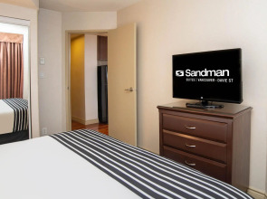 Sandman Suites Vancouver on Davie