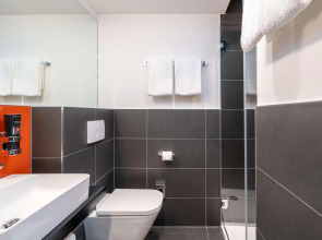 Campanile Vienna South