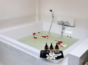 L'esprit de Naiyang Beach Resort