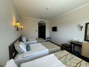 Best Western Plus Khan Hotel