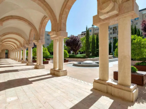 YMCA Three Arches Hotel