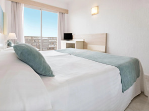 Azuline Hotel Bahamas y Bahamas II