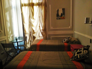 Santiago Backpackers