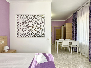 Ника (Кабардинка)