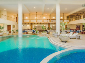 Отель Mövenpick Hotel & Residences Nairobi