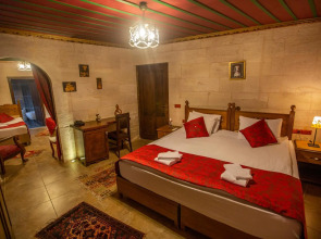 Hermes Cave Hotel