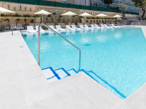 Reverence Life Hotel - Adults Only