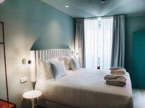 Esqina Cosmopolitan Lodge