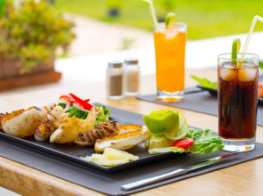 Royal Tulip Taj Sultan