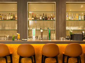 Ramada Amsterdam Airport Schiphol Hotel