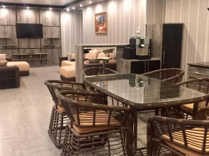 Отель Alana Royal