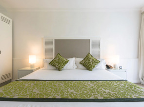 Отель Riu Turquoise