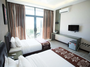 Vienna Hotel (Newly Renovated 2025)