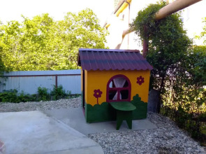 V Gostyah U Natali Guest House