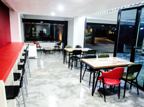 Kimchee Busan Downtown Guesthouse - Hostel