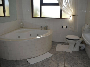 The Country Guesthouse