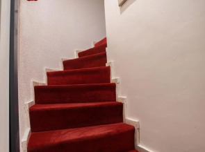 La Pazza Suites Hotel