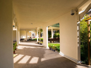 Huatian Chinagora Hotel