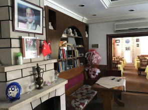 Hotel Karyatit Kaleiçi