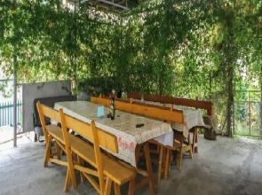 Komandor Guest House