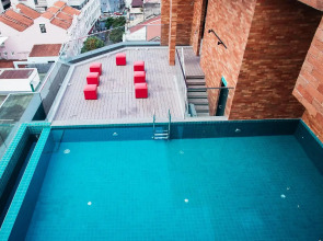 Santa Grand Hotel Central Market