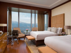 Отель The Ritz-carlton, Almaty