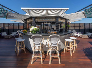 NH Collection Valencia Colón