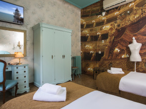 Casual del Teatro Madrid Hotel