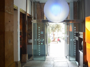 Petit Palace Plaza del Carmen