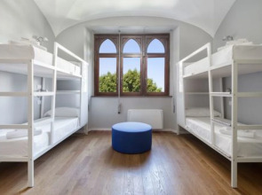 Babila Hostel & Bistrot