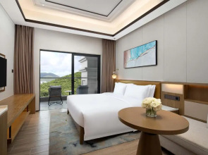 Holiday Inn Hotel and Suites Sanya Yalong Bay by IHG