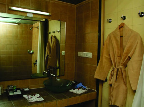 The Wall Street Beacon, Jaipur