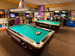 Anaheim Majestic Garden Hotel